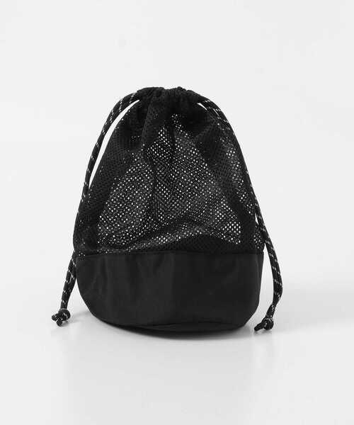 ITEMS URBANRESEARCH（アイテムズ アーバンリサーチ）の「メッシュ ドロスト巾着バッグ（ショルダーバッグ・メンズ・ネイビー/ブラック/オリーブ・-）」の9枚目の写真