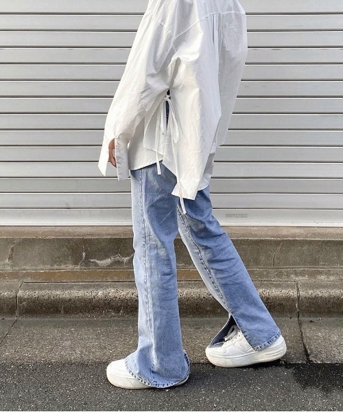 SONA（ソナ）の「SONYUNARA スリットストレートデニムパンツ（デニムパンツ・レディース・ブルー・SMALL/MEDIUM）」の5枚目の写真