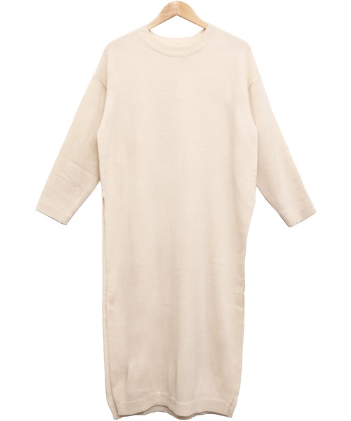 mili an deni（ミリアンデニ）の「クルーネックサイドスリットニットロングワンピース（ワンピース・レディース・ライトグレー/アイボリー/ベージュ/ブラック/ブルー/チャコールグレー/グリーン/パープル/ネイビー・L/M）」の12枚目の写真