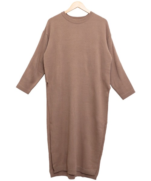 mili an deni（ミリアンデニ）の「クルーネックサイドスリットニットロングワンピース（ワンピース・レディース・ライトグレー/アイボリー/ベージュ/ブラック/ブルー/チャコールグレー/グリーン/パープル/ネイビー・L/M）」の16枚目の写真