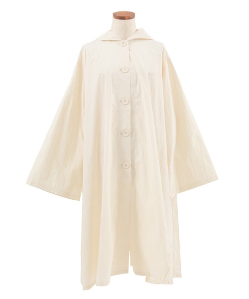 PUNYUS（プニュズ）の「HOODEDナイロンコート（マウンテンパーカー・レディース・オフホワイト/カーキ/ベージュ/ブラック/ライトピンク・3/4）」の16枚目の写真