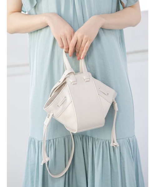 fifth(フィフス)の「キャンバスコンビ2wayバッグ(ハンドバッグ・レディース・ホワイト/キャメル・FREE)」の5枚目の写真