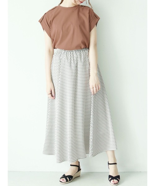 Te chichi（テチチ）の「エポーレットカットプルオーバー（Tシャツ/カットソー・レディース・ベージュ/ブラウン/チャコール・ﾌﾘ-）」の12枚目の写真