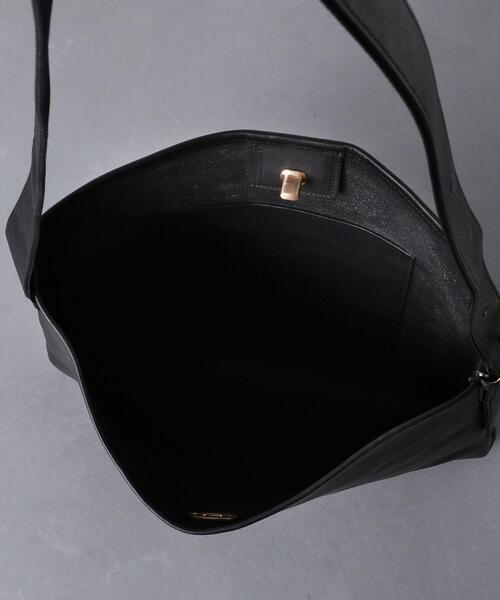 Hender Scheme(エンダースキーマ)の「<HenderScheme(エンダースキーマ)> buckle M/ショルダーバッグ■■■(ショルダーバッグ・メンズ・ブラック・FREE)」の4枚目の写真