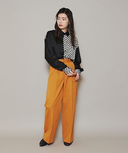 lautreamont BLEUBLANC（ロートレアモンブルーブラン）の「<lautreamont BLEUBLANC>ワイドストレートカラーパンツ≪洗濯機で洗える≫（その他パンツ・レディース・オレンジ/ブルー/パープル/グリーン・9号/11号/7号）」の18枚目の写真