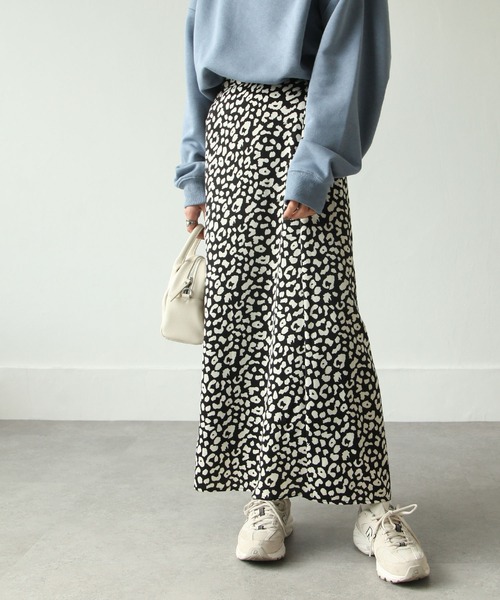 Chillfar（チルファー）の「レオパード柄ロングスカート（スカート・レディース・ベージュ/ブラック/グレイッシュベージュ/ホワイト系/ブラック系/ブラウン系・MEDIUM/LARGE）」の16枚目の写真