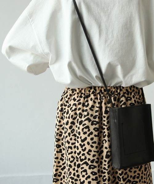Chillfar（チルファー）の「レオパード柄ロングスカート（スカート・レディース・ベージュ/ブラック/グレイッシュベージュ/ホワイト系/ブラック系/ブラウン系・MEDIUM/LARGE）」の11枚目の写真