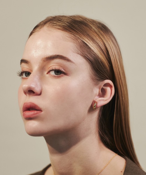 ciite'（シーテ）の「小ぶりシンプルフープイヤリング（イヤリング・レディース・シルバー/ゴールド・FREE）」の3枚目の写真