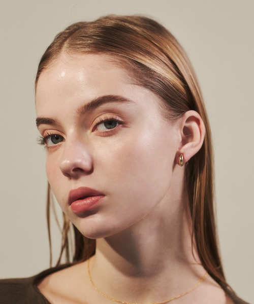 ciite'（シーテ）の「小ぶりシンプルフープイヤリング（イヤリング・レディース・シルバー/ゴールド・FREE）」の6枚目の写真