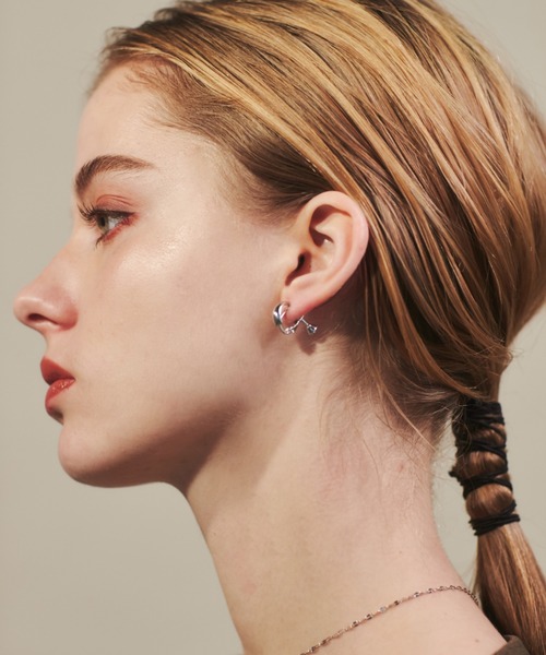 ciite'（シーテ）の「小ぶりシンプルフープイヤリング（イヤリング・レディース・シルバー/ゴールド・FREE）」の9枚目の写真