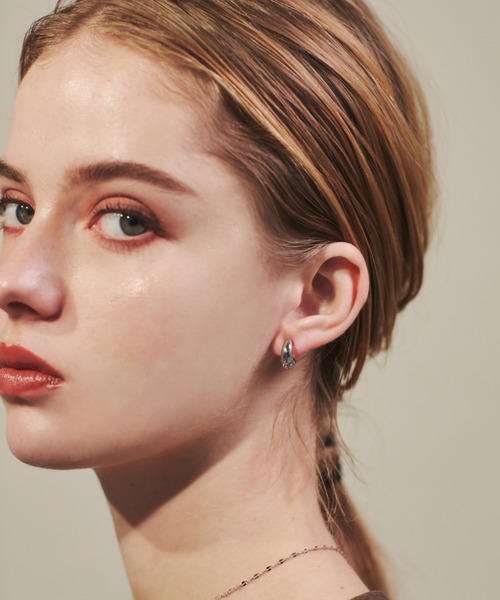 ciite'（シーテ）の「小ぶりシンプルフープイヤリング（イヤリング・レディース・シルバー/ゴールド・FREE）」の10枚目の写真