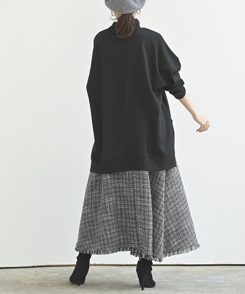 rps（アールピーエス）の「裏起毛プチハイネックワイドプルオーバー（スウェット・レディース・ブラック/ベージュ/パープル/ピンク・M）」の9枚目の写真