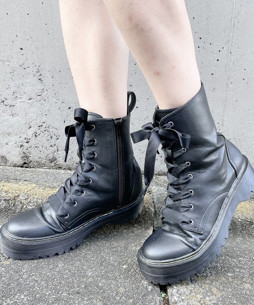 lilLilly（リルリリー）の「レースアップショートブーツ（ブーツ・レディース・ブラック/ブラック系その他/ピンク・S/M/L）」の7枚目の写真