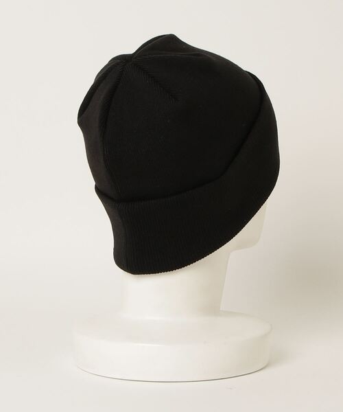 A BATHING APE（アベイシングエイプ）の「【PIRATE STORE EXCLUSIVE】APE CROSSBONE ONE POINT KNIT CAP M（ニットキャップ/ビーニー・メンズ・ブラック・FREE）」の2枚目の写真