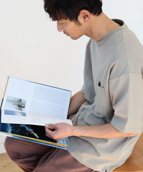 B:MING by BEAMS（ビーミングバイビームス）の「＜UNISEX＞ B:MING by BEAMS / ヘビーウェイト ドロップショルダー ポケットTシャツ(ドロップフィット)（Tシャツ/カットソー・メンズ・ブラック/オフホワイト/オレンジ系その他4/ブルー系その他2/ブラック系その他2/ブラウン系その他5/グリーン系その他/カーキ・SMALL/MEDIUM/LARGE/X-LARGE）」の5枚目の写真