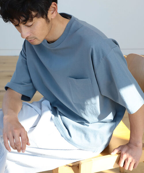 B:MING by BEAMS（ビーミングバイビームス）の「＜UNISEX＞ B:MING by BEAMS / ヘビーウェイト ドロップショルダー ポケットTシャツ(ドロップフィット)（Tシャツ/カットソー・メンズ・ブラック/オフホワイト/オレンジ系その他4/ブルー系その他2/ブラック系その他2/ブラウン系その他5/グリーン系その他/カーキ・SMALL/MEDIUM/LARGE/X-LARGE）」の7枚目の写真