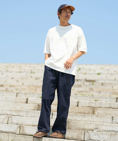 B:MING by BEAMS（ビーミングバイビームス）の「＜UNISEX＞ B:MING by BEAMS / ヘビーウェイト ドロップショルダー ポケットTシャツ(ドロップフィット)（Tシャツ/カットソー・メンズ・ブラック/オフホワイト/オレンジ系その他4/ブルー系その他2/ブラック系その他2/ブラウン系その他5/グリーン系その他/カーキ・SMALL/MEDIUM/LARGE/X-LARGE）」の9枚目の写真