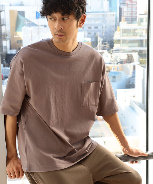 B:MING by BEAMS（ビーミングバイビームス）の「＜UNISEX＞ B:MING by BEAMS / ヘビーウェイト ドロップショルダー ポケットTシャツ(ドロップフィット)（Tシャツ/カットソー・メンズ・ブラック/オフホワイト/オレンジ系その他4/ブルー系その他2/ブラック系その他2/ブラウン系その他5/グリーン系その他/カーキ・SMALL/MEDIUM/LARGE/X-LARGE）」の4枚目の写真