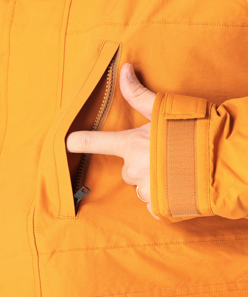 JOURNAL STANDARD relume（ジャーナルスタンダード　レリューム）の「ロクヨンクロス マウンテンパーカー / 60/40 MOUNTAIN PARKA（マウンテンパーカー・メンズ・ブラック/オレンジ/グリーン/ナチュラル・MEDIUM/LARGE）」の8枚目の写真