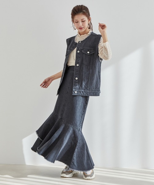 vis-`a-vis（ビサビ）の「【WEB限定】ダメージ加工デニムアシンメトリーマーメイドスカート（デニムスカート・レディース・ネイビー/スミクロ/ブラック系その他・S/M）」の9枚目の写真