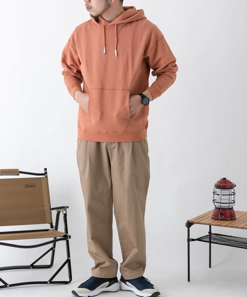 EKAL(エカル)の「EKAL コハニングライトウエイトフーディー(パーカー・メンズ・ベージュ/オレンジ系その他/チャコールグレー・MEDIUM/LARGE)」の22枚目の写真