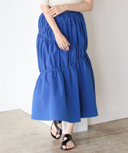 BeAMS DOT(ビームスドット)の「【WEB限定】BeAMS DOT / アシンメトリー ステッチ フレアスカート(スカート・レディース・ブラック/ブルー・ONESIZE)」の16枚目の写真