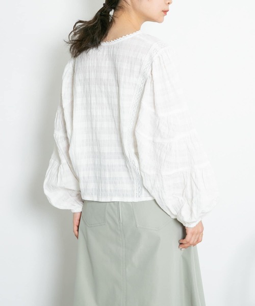 KBF（ケイビーエフ）の「ラウンドシームブラウス（シャツ/ブラウス・レディース・ブラック/ホワイト/グリーン・ONE）」の11枚目の写真