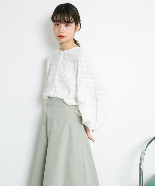 KBF（ケイビーエフ）の「ラウンドシームブラウス（シャツ/ブラウス・レディース・ブラック/ホワイト/グリーン・ONE）」の13枚目の写真