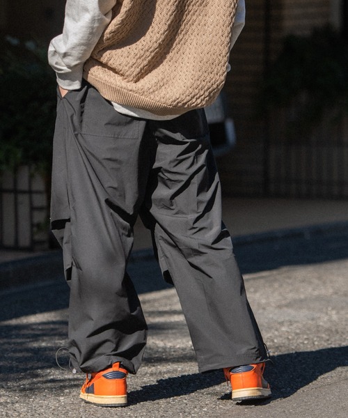 Revo.(レボ)の「Revo. T/TWILL バルーンシルエット スノーパンツ/カラーパンツ(その他パンツ・メンズ・ブラック/オレンジ/ミント/ロイヤルブルー・M/L)」の6枚目の写真