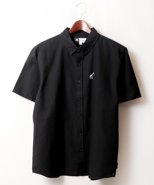 LRG(エルアールジー)の「LRG ワンポイント刺繍半袖レギュラーカラーシャツ(シャツ/ブラウス・メンズ・ブラック・L/2XL/M/XL)」の2枚目の写真
