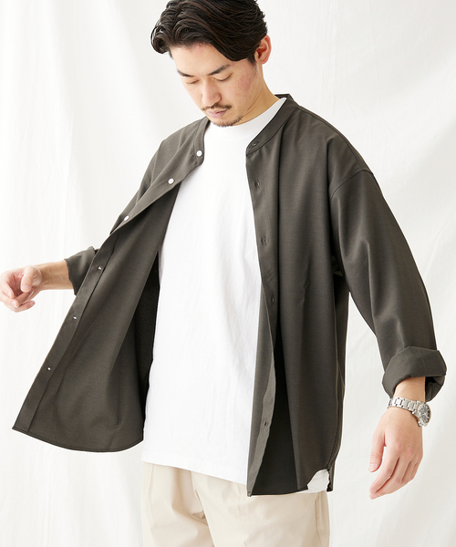 JOURNAL STANDARD（ジャーナルスタンダード）の「Reflax バンドカラーシャツ（シャツ/ブラウス・メンズ・ベージュ/モスグリーン/コバルトブルー/ブラック系その他・MEDIUM/LARGE）」の2枚目の写真