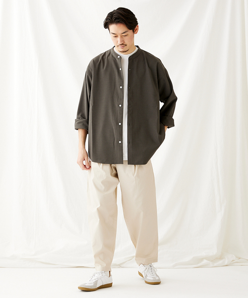 JOURNAL STANDARD（ジャーナルスタンダード）の「Reflax バンドカラーシャツ（シャツ/ブラウス・メンズ・ベージュ/モスグリーン/コバルトブルー/ブラック系その他・MEDIUM/LARGE）」の5枚目の写真