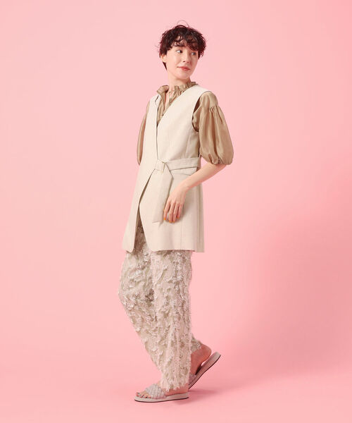 NOLLEY’S Sophi（ノーリーズソフィ）の「リネン混サイドベルトジレ（その他アウター・レディース・ホワイト/ベージュ・38）」の13枚目の写真