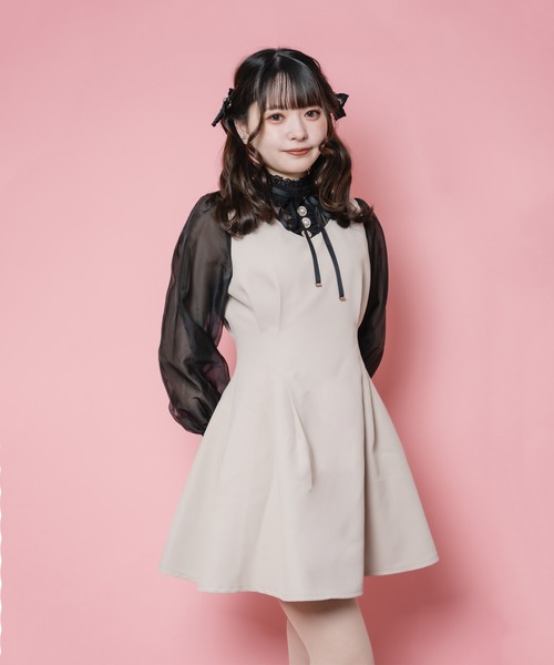 ROJITA（ロジータ）の「ハイネックビジュ釦バイカラーワンピース（ワンピース・レディース・ブラック/ベージュ/ブルー・FREE）」の20枚目の写真