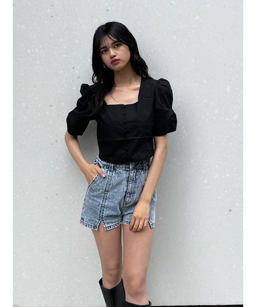 ENVYM（アンビー）の「スクエアネッククロップドＢＬ（シャツ/ブラウス・レディース・ホワイト/ブラック/マルチ・FREE）」の20枚目の写真