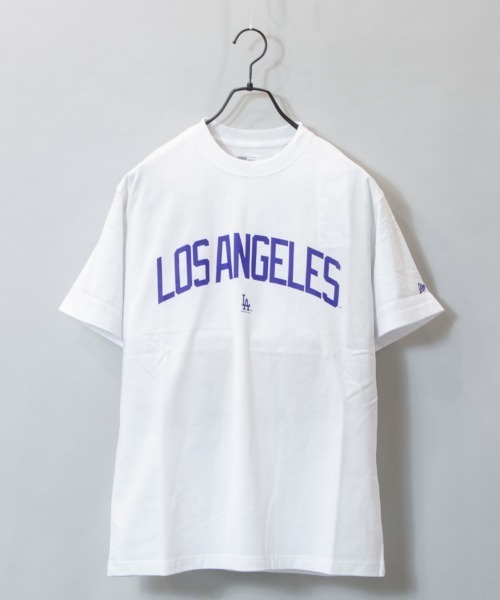 NEW ERA(ニューエラ)の「NEWERA MLB Logo Tee(Tシャツ/カットソー・メンズ・ブラック/ブラック系その他3/ホワイト系その他3/ホワイト系その他2/ブラック系その他2/ホワイト・XL/L/XXL)」の1枚目の写真