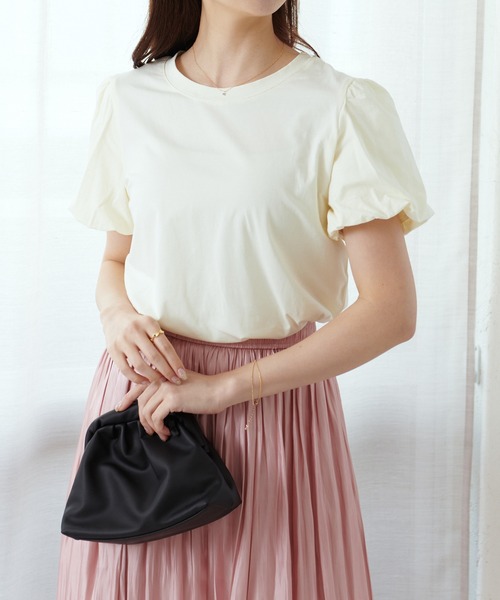 Lamoa（ラモア）の「Lamoa/ボリュームスリーブ 半袖 クルーネック カットソー（Tシャツ/カットソー・レディース・ブラック/パープル/イエロー・FREE）」の3枚目の写真