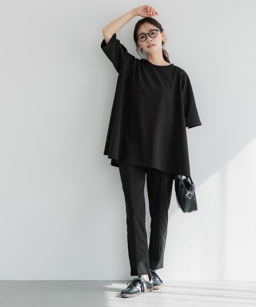 coca(coca)(コカ)の「エンボス加工 センターシームレギパン(その他パンツ・レディース・ブラック/ベージュ・M/L/S)」の4枚目の写真