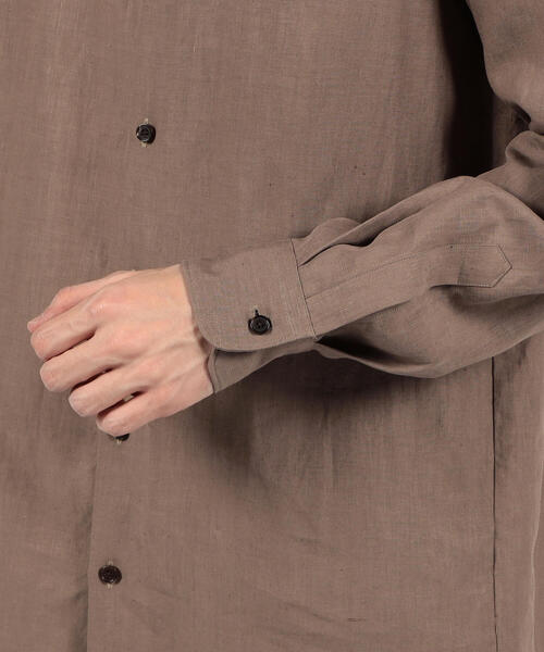 TOMORROWLAND （トゥモローランド）の「ハイカウントリネン セミワイドカラーロングシャツ（シャツ/ブラウス・メンズ・ブラック/ベージュ/ライトパープル・S/M/L/XS）」の14枚目の写真