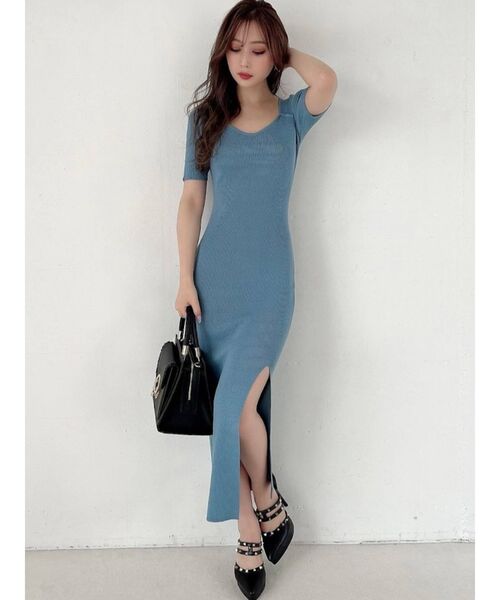 RESEXXY(リゼクシー)の「ハートネックタイトニットワンピース(ワンピース・レディース・ブラック/ベージュ/ピンク/ブルー・FREE)」の6枚目の写真