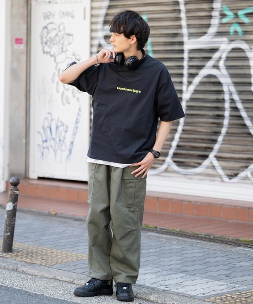 Rocky Monroe（ロッキーモンロー）の「オーバーサイズ  別注 サークルロゴプリント半袖Tシャツ  アメリカコットン（Tシャツ/カットソー・メンズ・ブラック/パープル/ブルー/グリーン/ホワイト×グリーン/ホワイト×ブラック/チャコール・M/L/XL）」の13枚目の写真