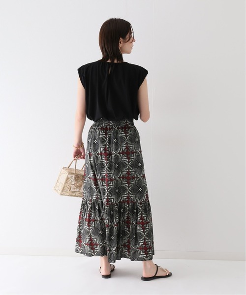 JOURNAL STANDARD relume（ジャーナルスタンダード　レリューム）の「フレンチスリーブギャザーブラウス（シャツ/ブラウス・レディース・ブルー系その他/ホワイト/ブラック・FREE）」の5枚目の写真