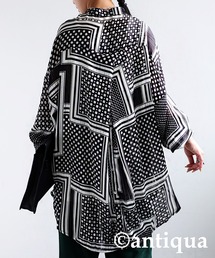大人の抜け感。ドット柄シアーシャツ