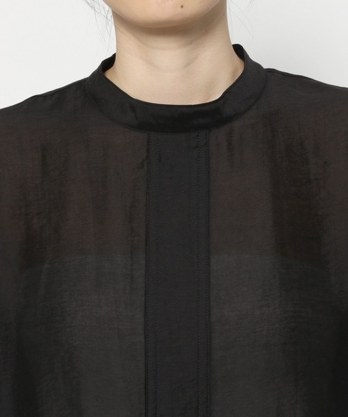 PAGEBOY（ページボーイ）の「シアーアレンジブラウス（シャツ/ブラウス・レディース・エメラルドブルー/ブラック/オフホワイト/グレイッシュベージュ・FREE）」の16枚目の写真