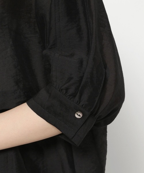 PAGEBOY（ページボーイ）の「シアーアレンジブラウス（シャツ/ブラウス・レディース・エメラルドブルー/ブラック/オフホワイト/グレイッシュベージュ・FREE）」の20枚目の写真