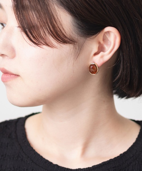 ABBEY MARKET(アビーマーケット)の「ボリュームカラーピアス TRULY(ピアス(両耳用)・レディース・グレー/ピンク/グリーン/ホワイト/ブラウン・FREE)」の13枚目の写真