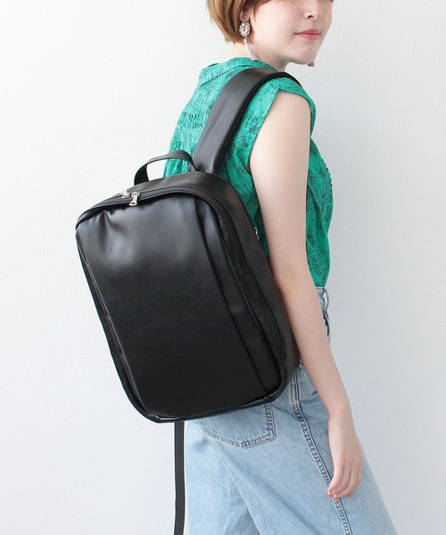 スムースフェイクレザービジネスリュック