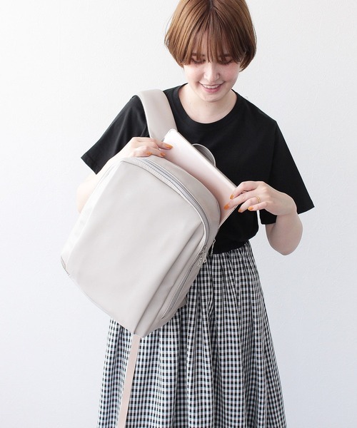 スムースフェイクレザービジネスリュック