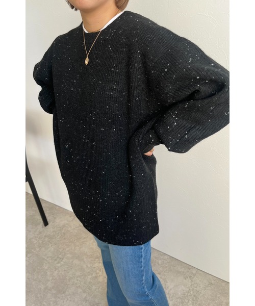 palm RICHE(ポームリシュ)の「バックボタンネップニット(ニット/セーター・レディース・サックスブルー/アイボリー/ブラック・M)」の2枚目の写真