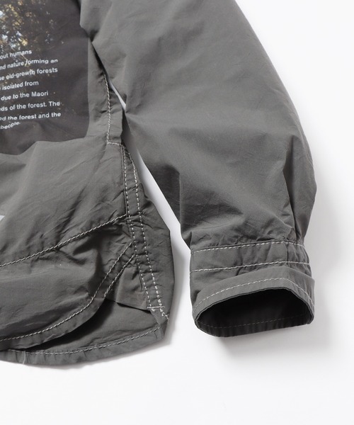 and wander（アンドワンダー）の「and wander/アンドワンダー NAOKI ISHIKAWA THE VOID CORDURA shirt/ TREE 長袖シャツ（シャツ/ブラウス・メンズ・チャコールグレー・XL/L/M）」の10枚目の写真